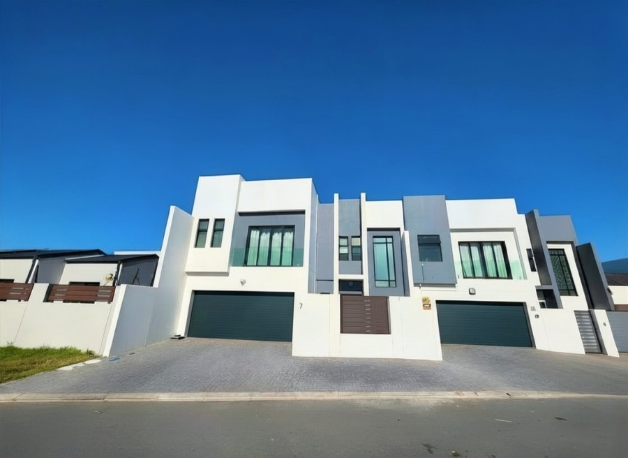 4 Bedroom Property for Sale in Sandown Western Cape